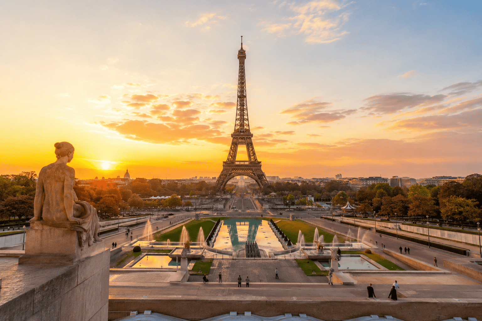 Eiffel Tower view from Trocadéro at sunset in Paris