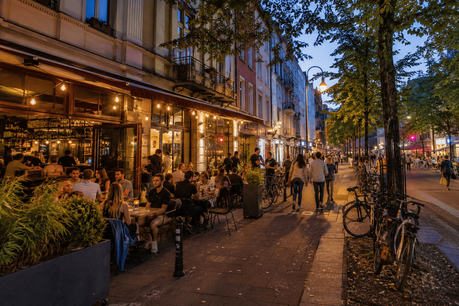 Belgisches Viertel cafes and nightlife scene